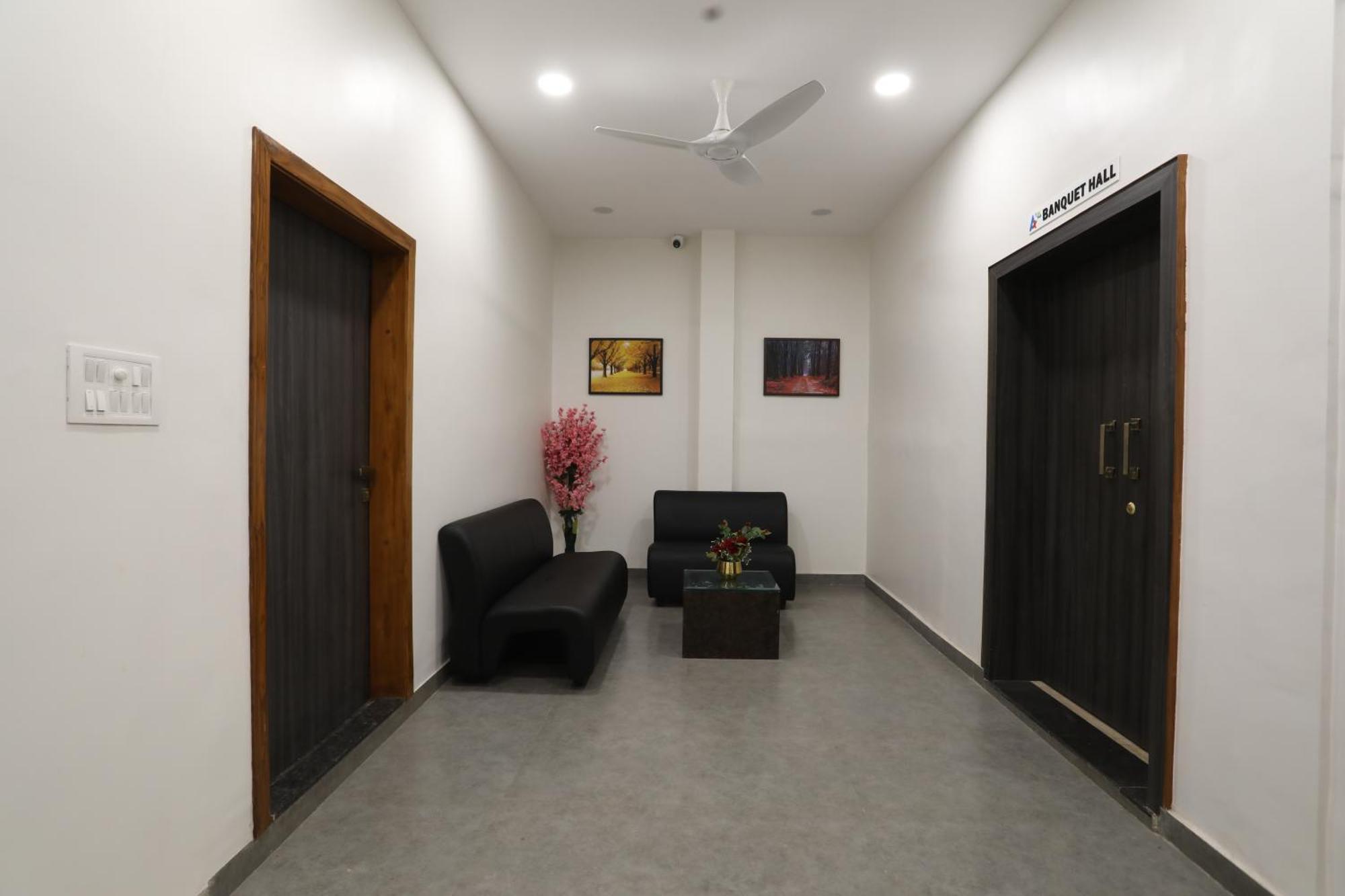 Hotel Ajinkya Palace Aurangabad  Ngoại thất bức ảnh