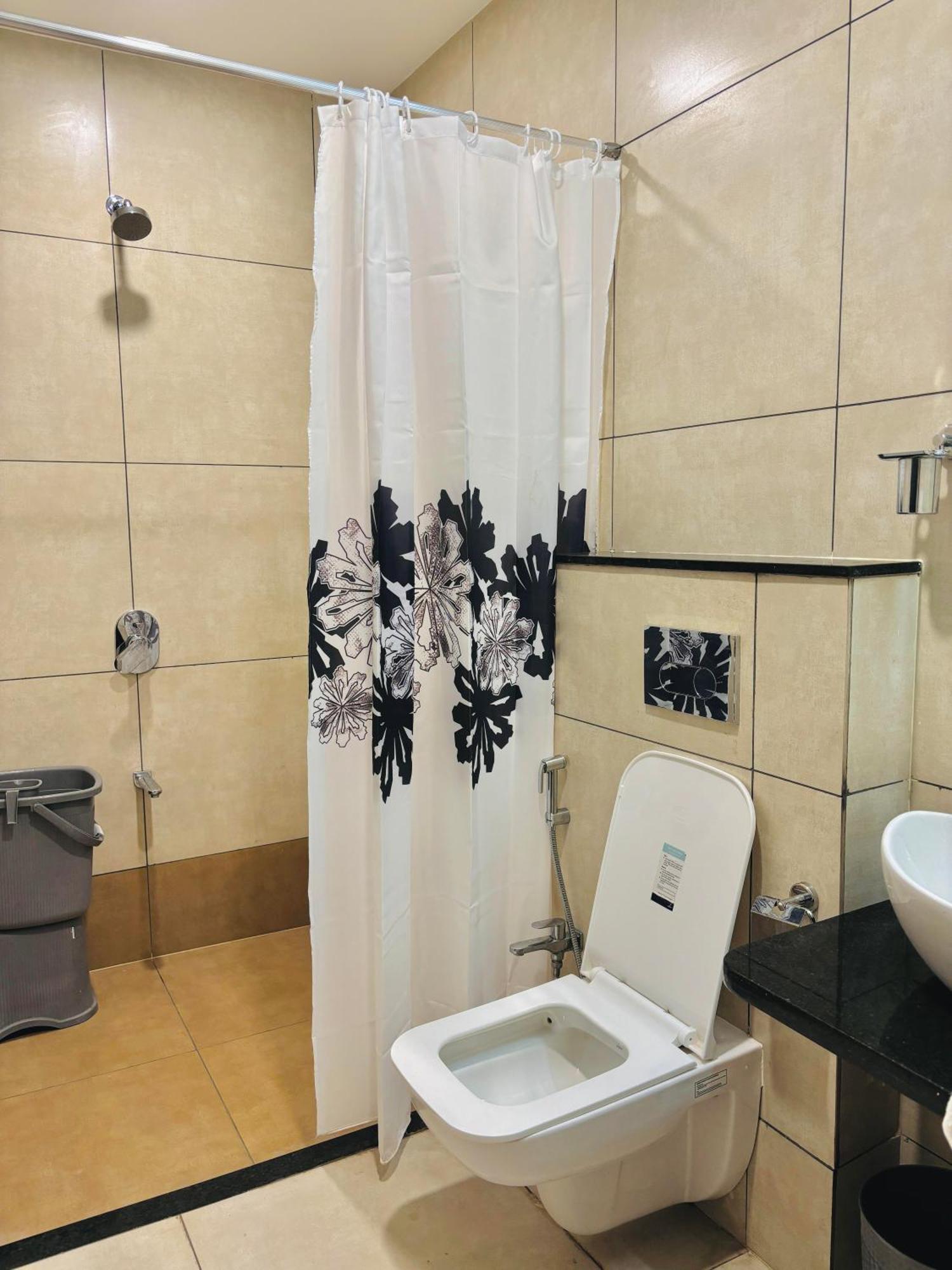 Hotel Ajinkya Palace Aurangabad  Ngoại thất bức ảnh